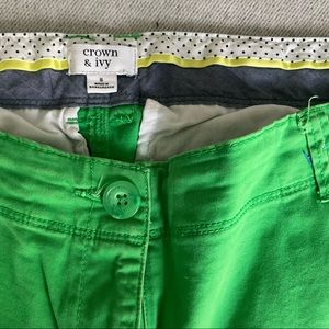 Crown and Ivy Capri pants
